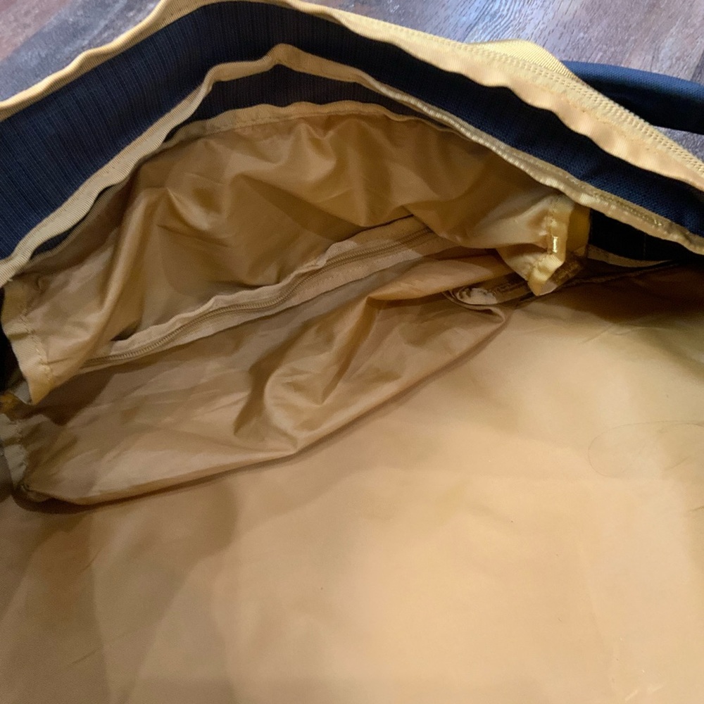 The Patagonia Black Hole Duffel (Collector’s Bag) Sold Out! - Picture 12 of 15